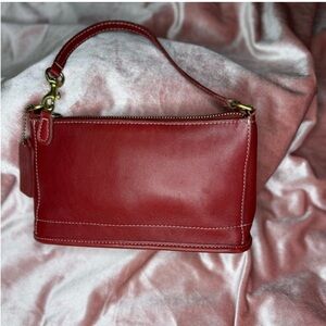 Rare Mini Vintage Coach Bleecker Demi Baguette in Red Leather 9311